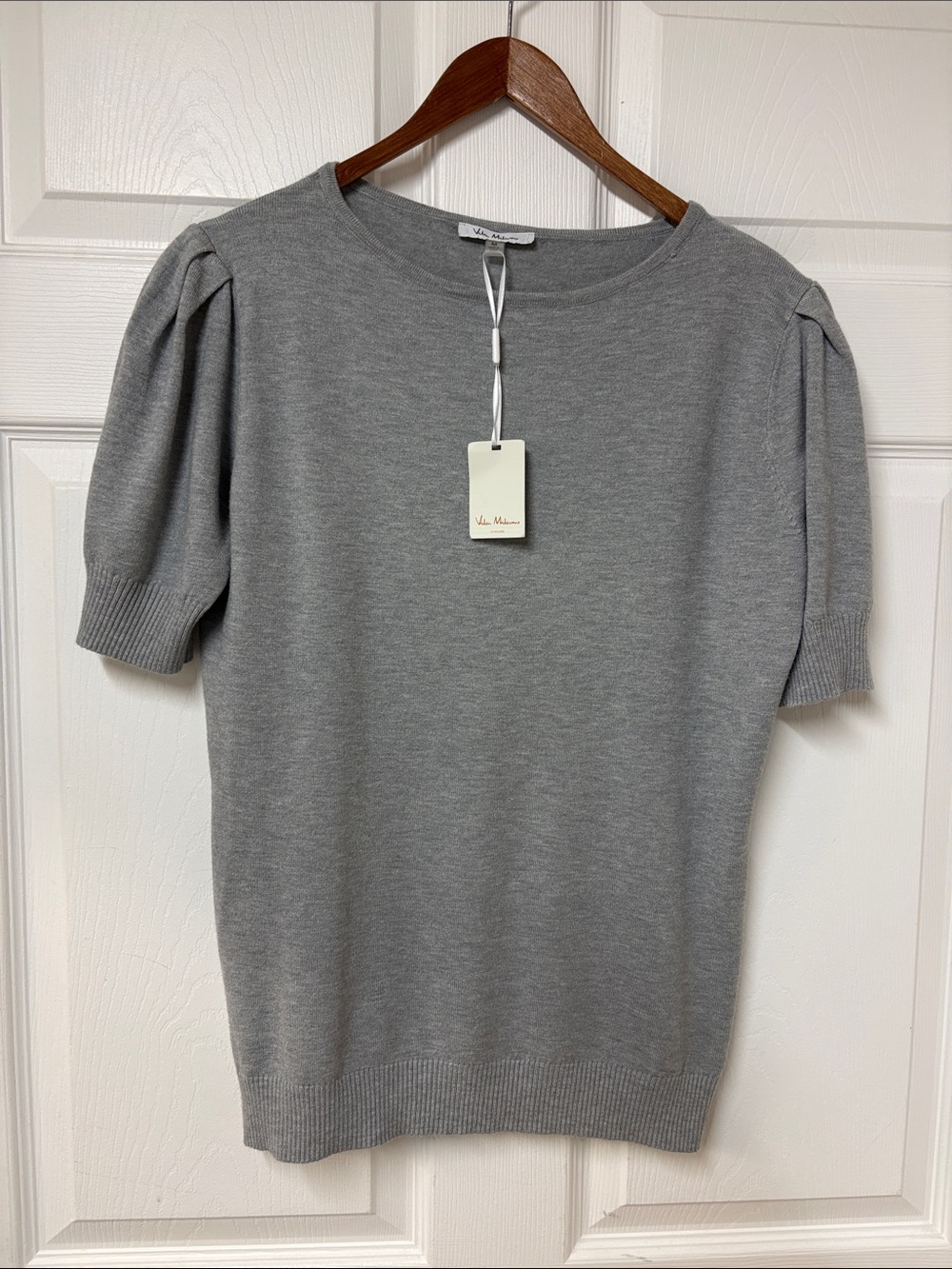 NWT Gray Vila Milano Short Sleeve Top - Size M